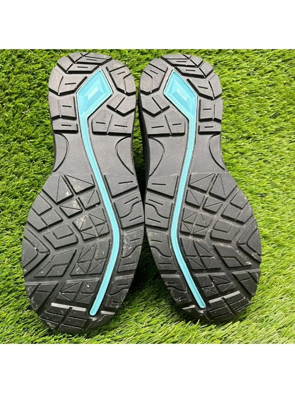 New Balance Logic Womens Size 6 Black Blue Composite Toe Safety Work Shoes